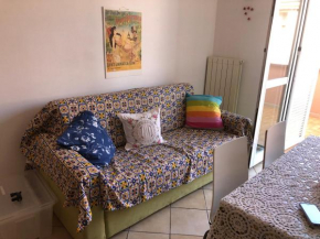 Bilocale con ampio terrazzo, Loano